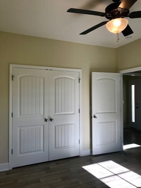 Building Photo - POND FRONT 4 Bedroom home in Jackson Estates - St. James Schools w/ 2 car garage!