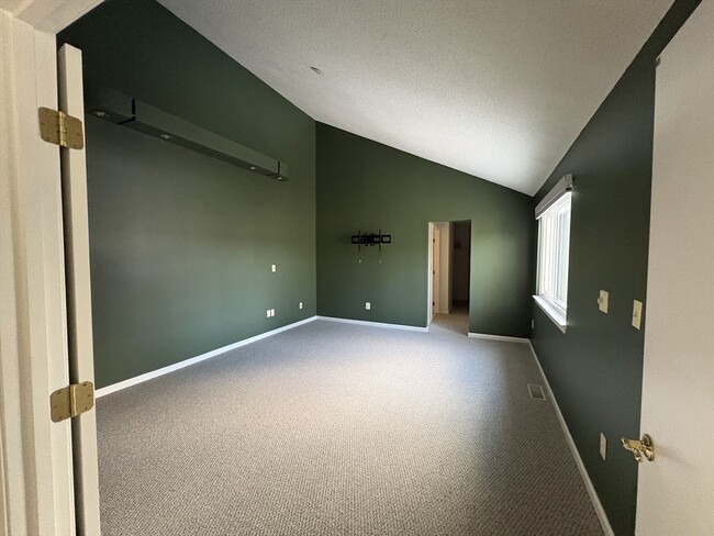 Building Photo - 93 Spyglass Hill Dr