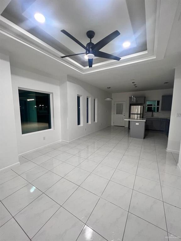 Building Photo - 10 S Yankton St