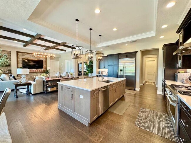 Building Photo - 10605 Sabella Dr