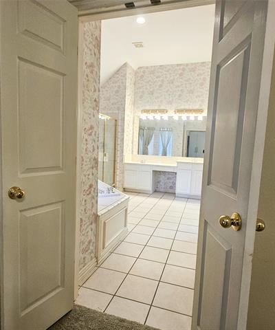 Building Photo - 8416 Mesa Verde Dr