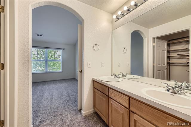 Building Photo - 3375 Boulder Cir