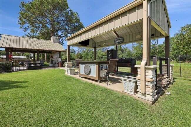 Building Photo - 11354 Nona Dr