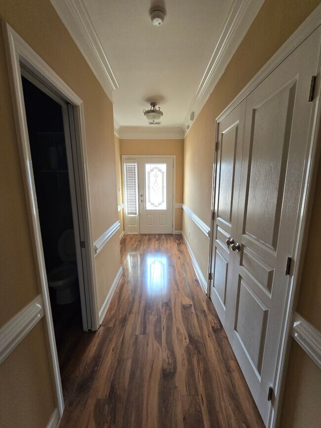 Building Photo - 5114 Chapel Ln