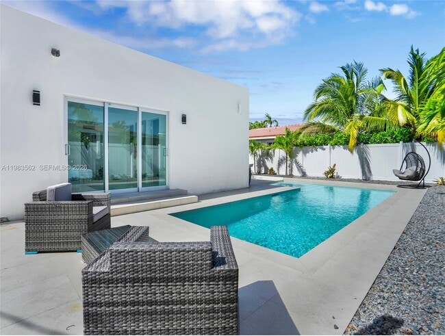 Building Photo - 7525 Buccaneer Ave