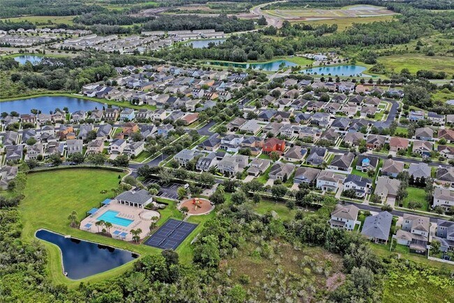 Building Photo - 5675 Chorleywood Ln