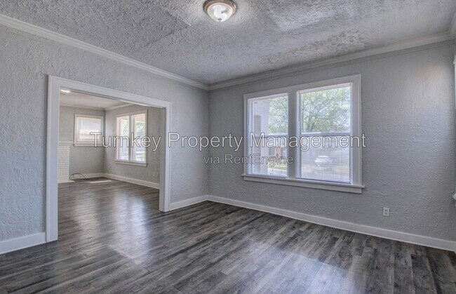Building Photo - 1508 Sycamore St