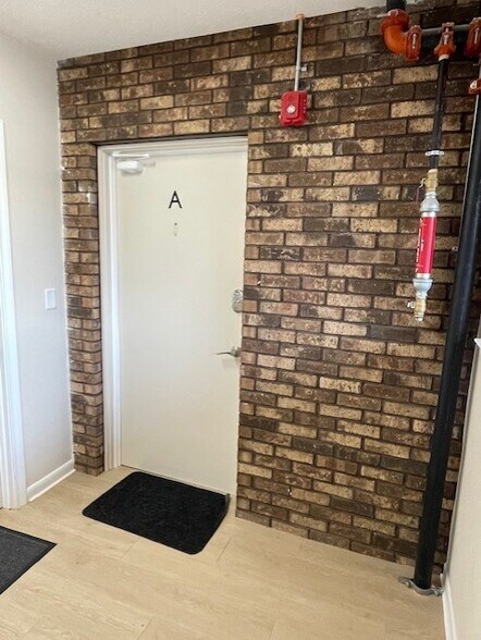 Building Photo - 89 East St