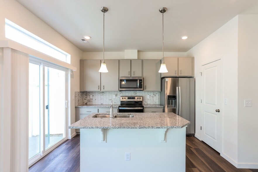 Building Photo - 4704 N Tower Dr