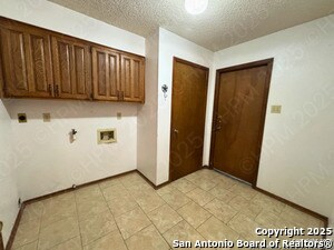 Building Photo - 4647 Green Willow Woods