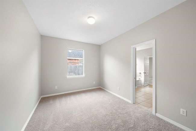 Building Photo - 4016 Candle Cove Ct