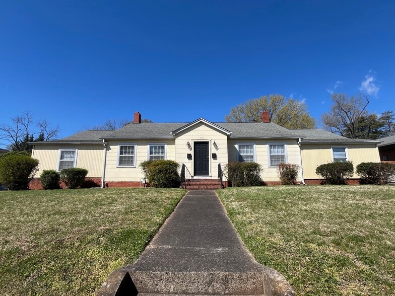 Building Photo - 416 4th St SW