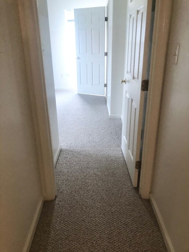 Building Photo - 7505 Calderon Ct