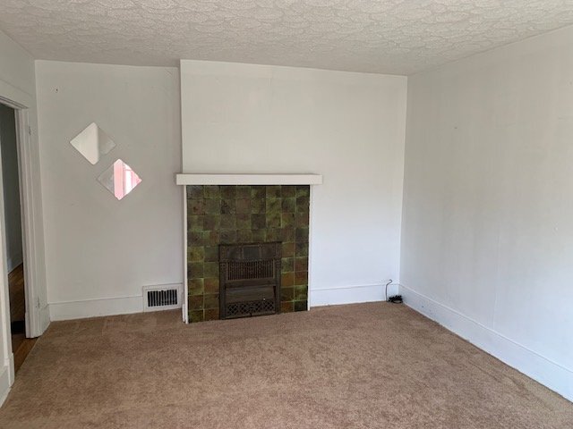 Building Photo - 2916 Clermont Ave