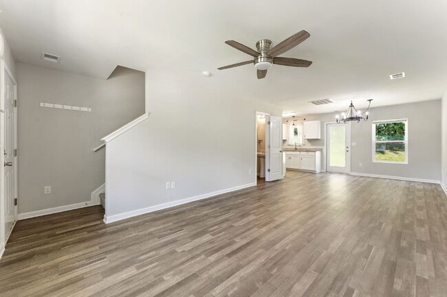 Building Photo - Charming 3-Bedroom Home in Millstone Subdi...