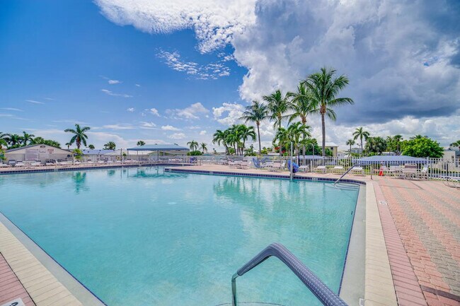 Building Photo - 1333 Nettles Blvd