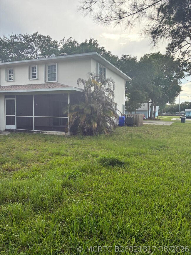 Building Photo - 1408 36th Ave