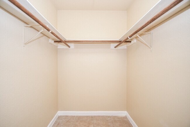 Building Photo - 11330 Bandlon Dr