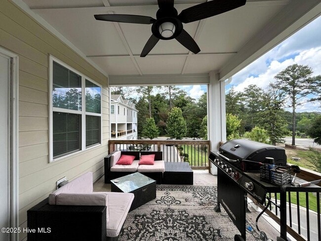 Building Photo - 60 Brownstone Ln