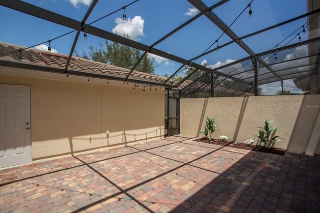 Building Photo - 12105 Breda Ln