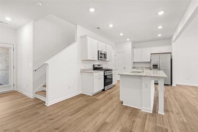 Building Photo - 96 Smithwood Dr