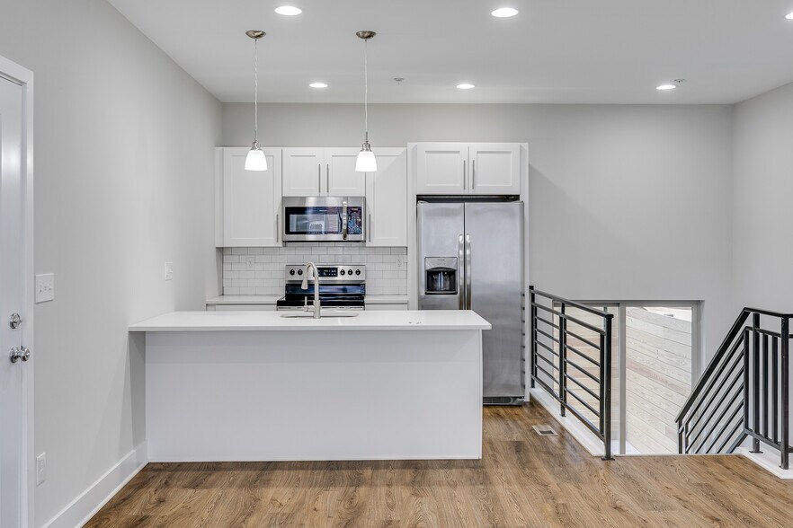 Building Photo - 2635 Federal St