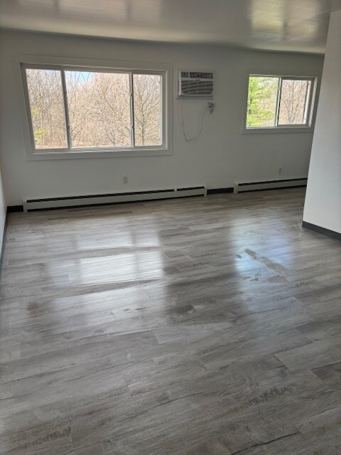 Building Photo - 595 Wagner Dr