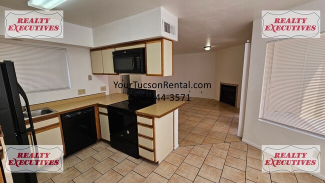 Building Photo - Downstairs - 3 Bedrooms and 2 baths with a...