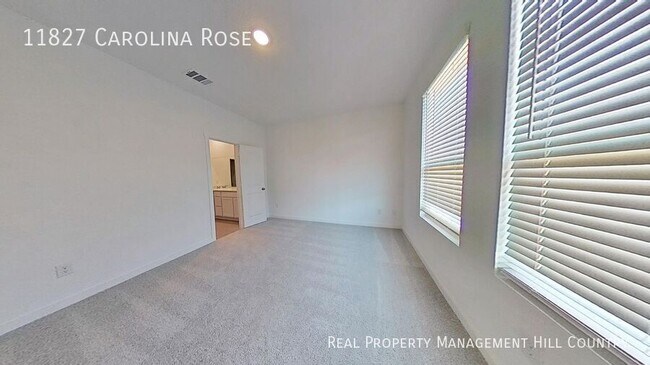 Building Photo - 11827 Burnet Rose