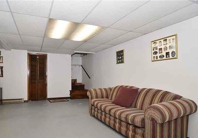 Building Photo - 77 Kentucky Ave