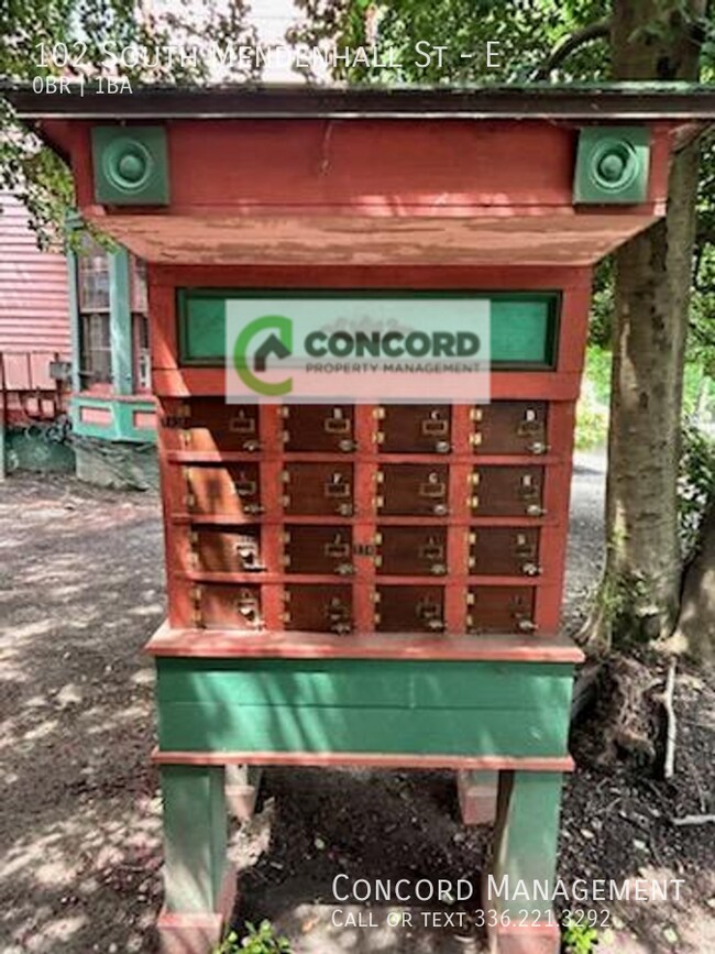 Building Photo - 102 S Mendenhall St