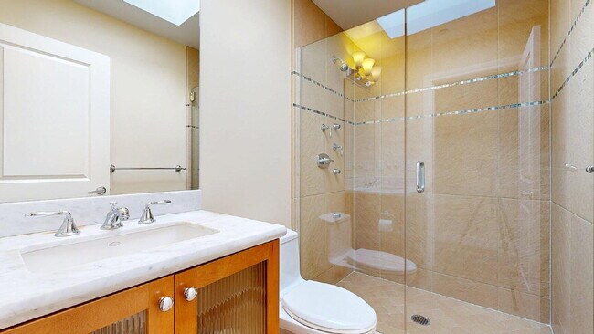 Building Photo - Spacious 2BD/2BA Glen Park Flat | Garage P...