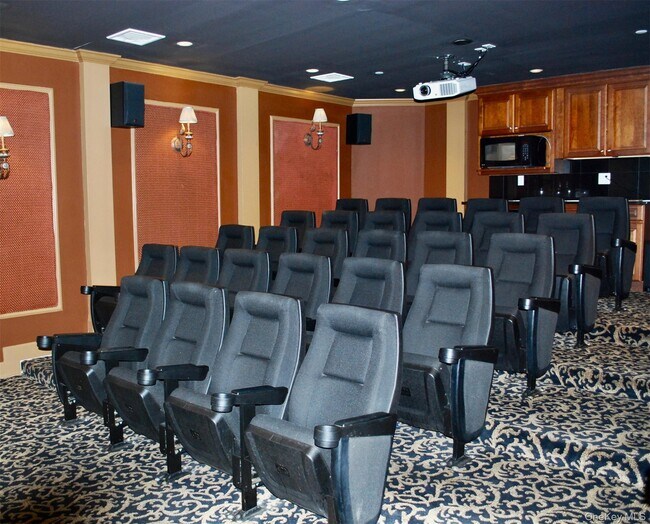 Building Photo - 3106 Leeward Dr