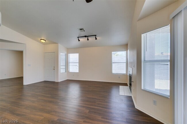 Building Photo - 8216 Ogee Dr