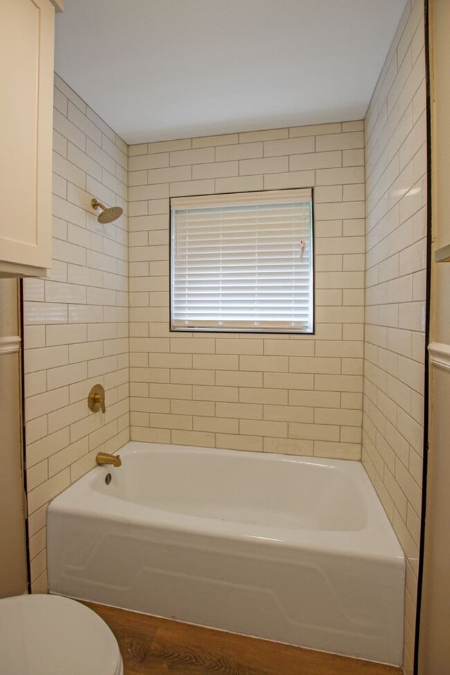 Building Photo - Coming Soon: Stunning 4-bedroom, 2-bath be...