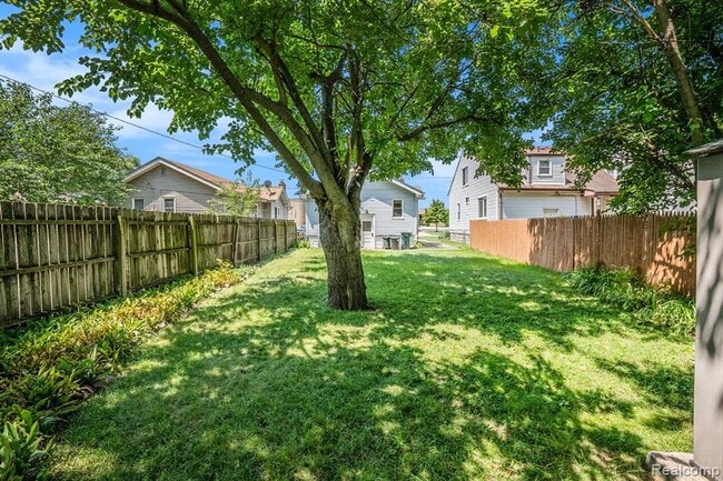 Building Photo - Charming 2 Bed/1 Bath Home in Ferndale