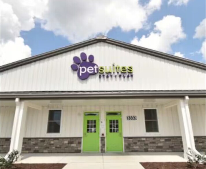 1.0 mile away - 3443 Clover Meadows Dr