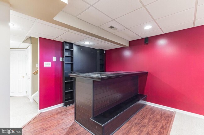Building Photo - 123 Westbrook Dr