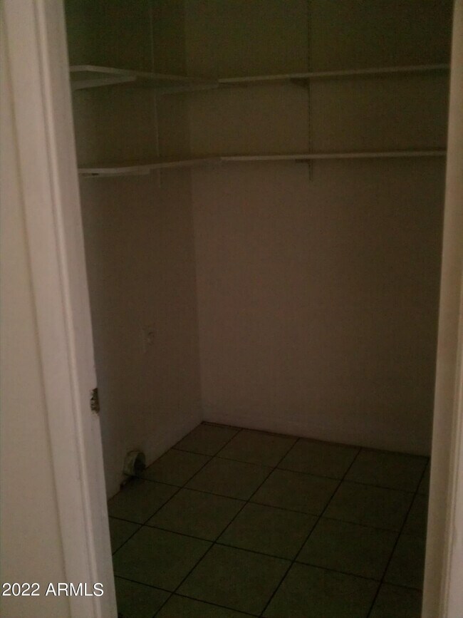 Building Photo - 4701 N 26th Ln