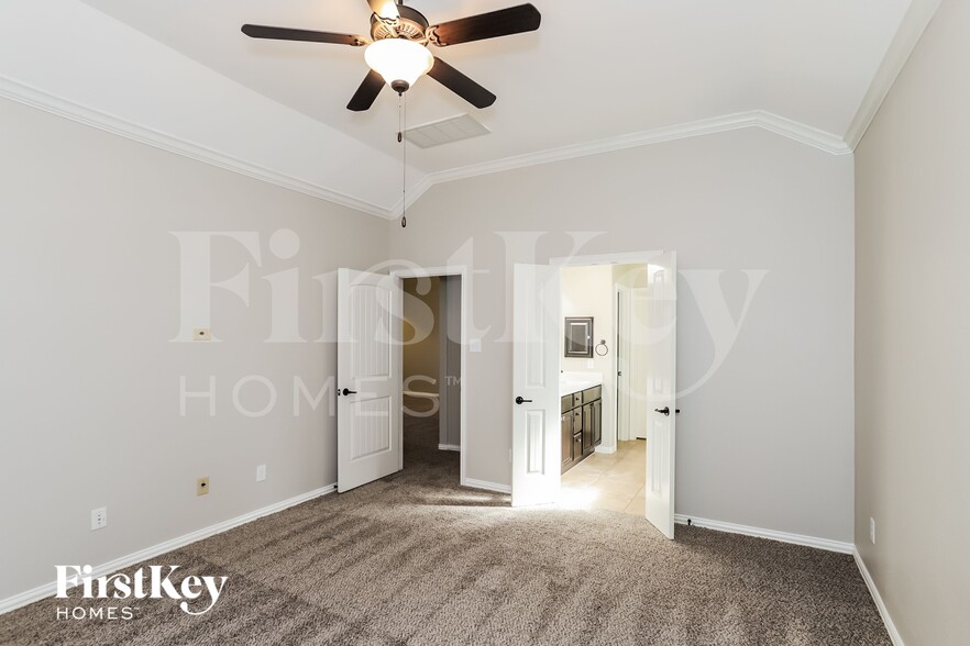 Building Photo - 7426 Upland Mill Ln