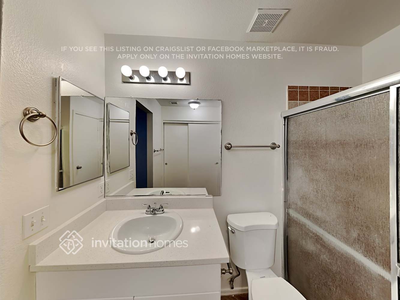 Building Photo - 10424 E Balsam Ave