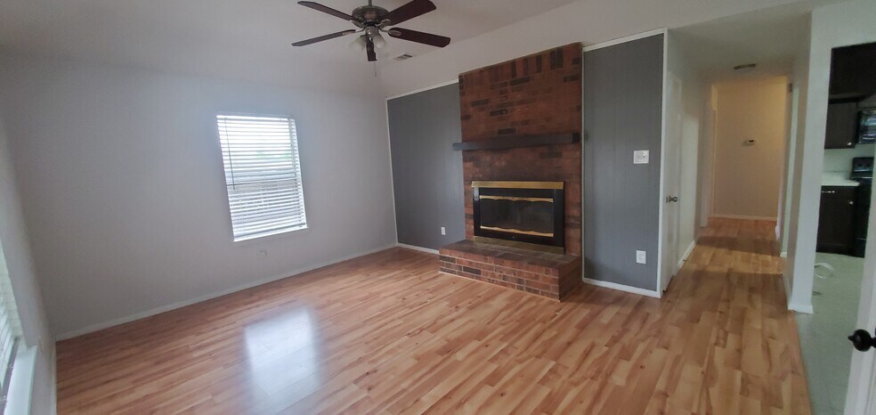 Building Photo - 7738 Staci Ct