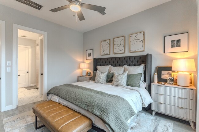 Building Photo - 24634 Songlark Bend Dr