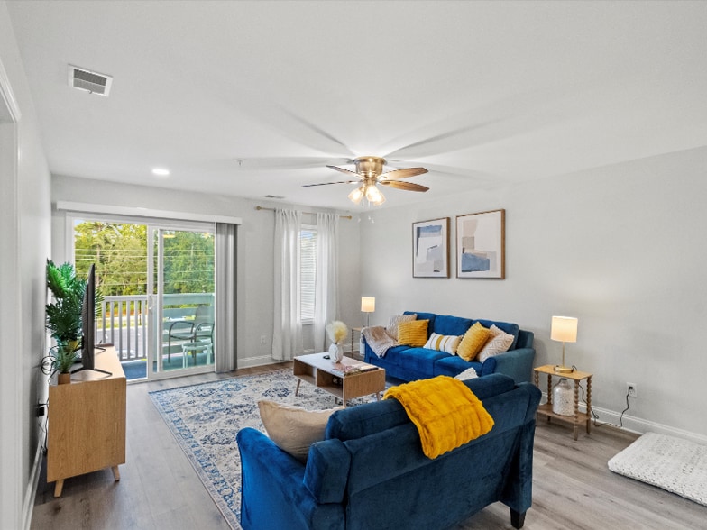 Building Photo - 1659 Legrand Rd