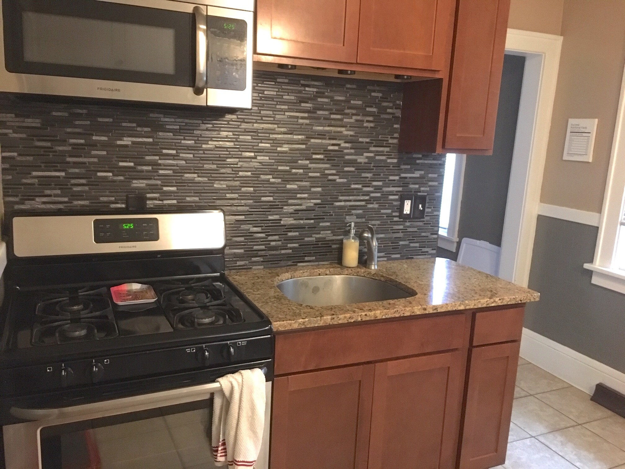 Building Photo - 1154 Marshall Ave