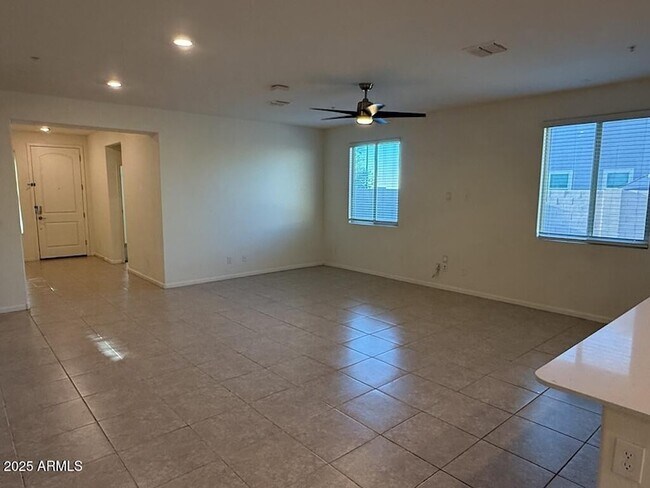 Building Photo - 21288 W Yale St