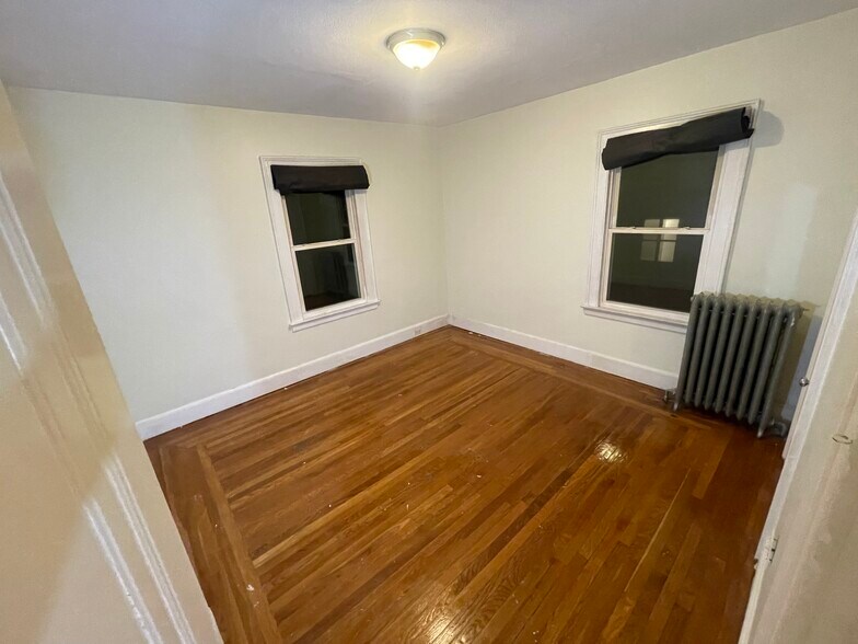 Building Photo - 25 Gorham Ave