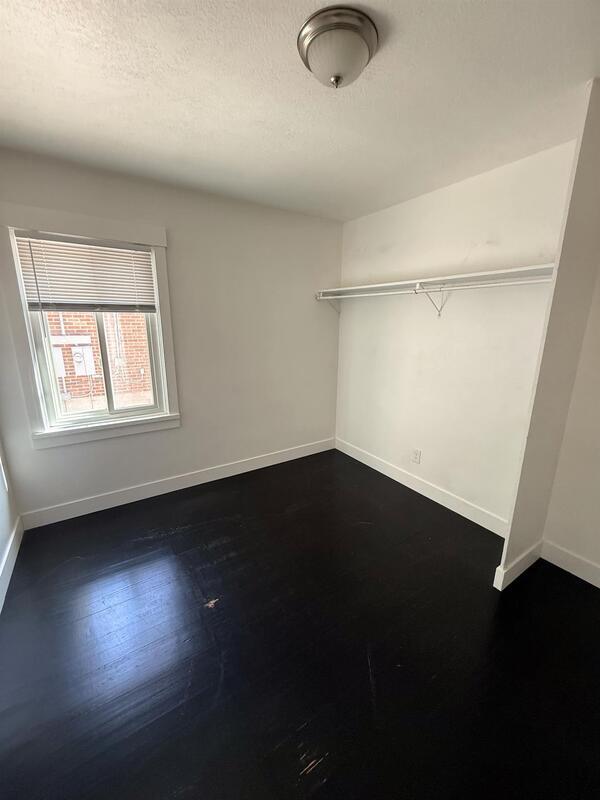 Building Photo - 620 N 300 E
