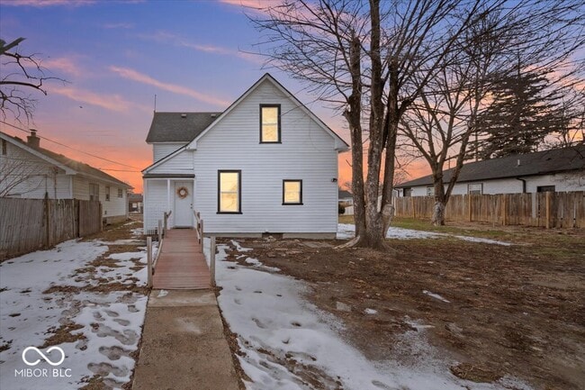 Building Photo - 1741 S State Ave