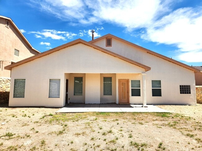 Building Photo - 1219 Gunsight Peak Dr